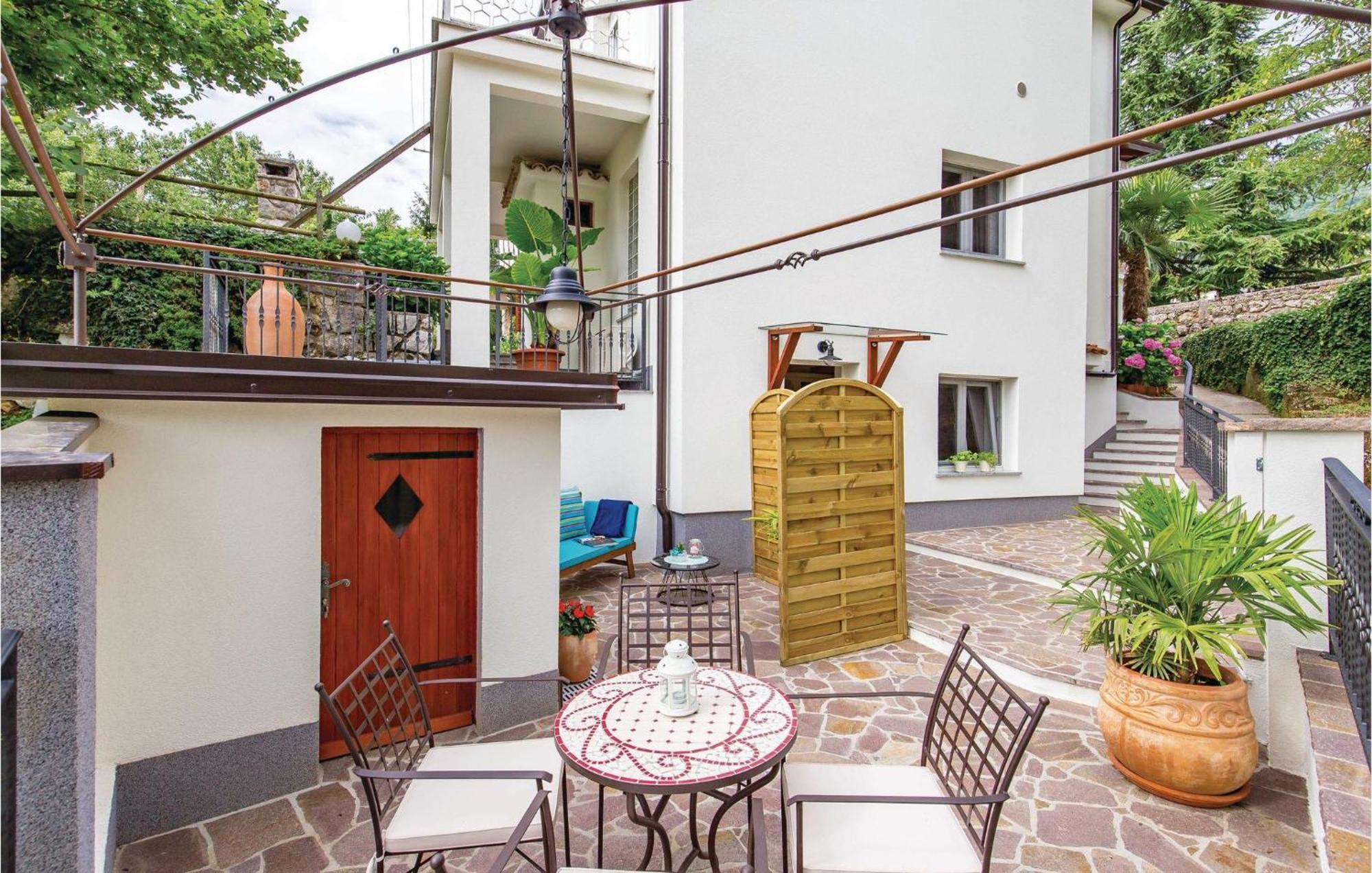 Lovely Home In Matulji With Outdoor Swimming Pool 外观 照片