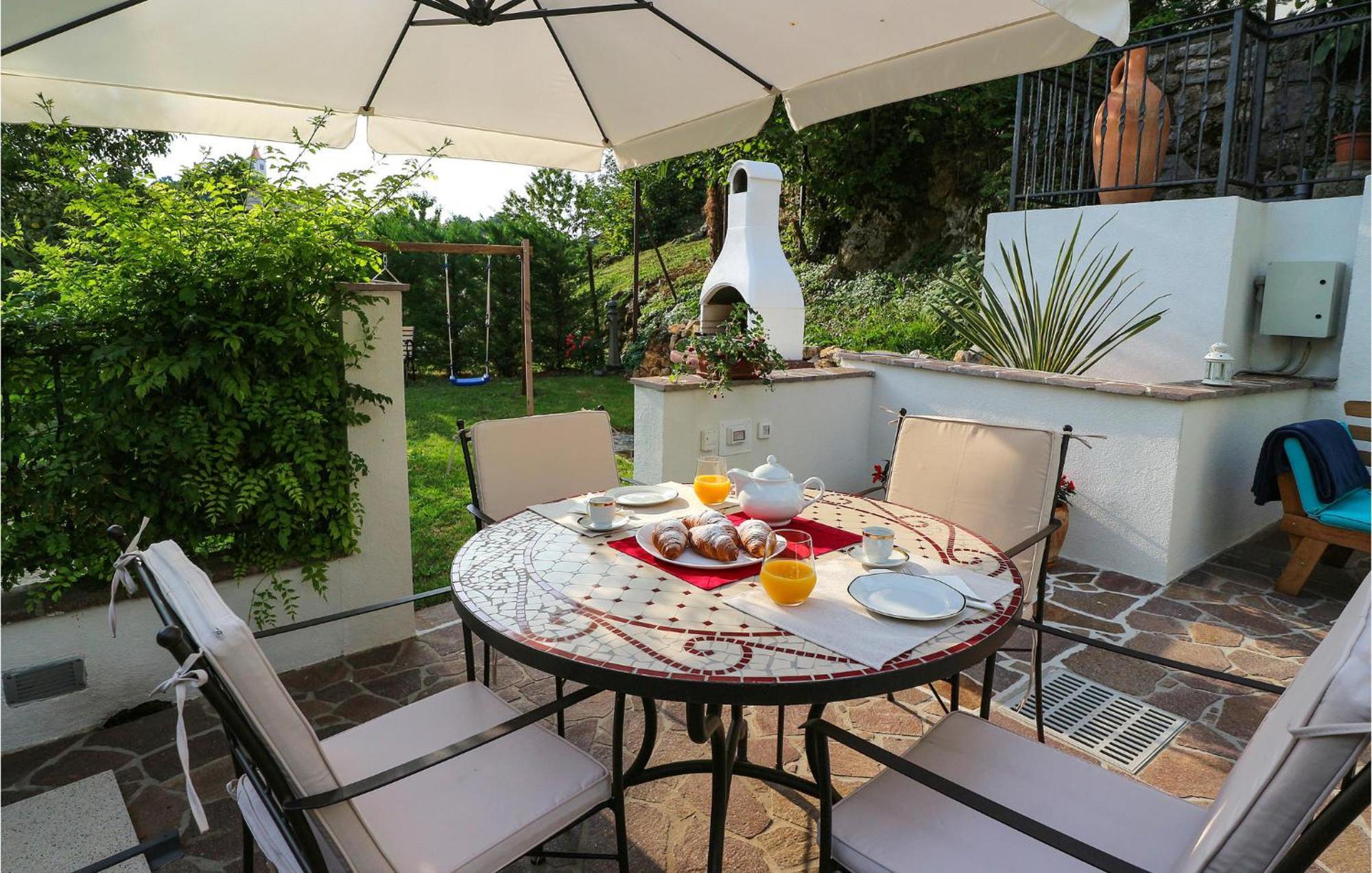 Lovely Home In Matulji With Outdoor Swimming Pool 外观 照片
