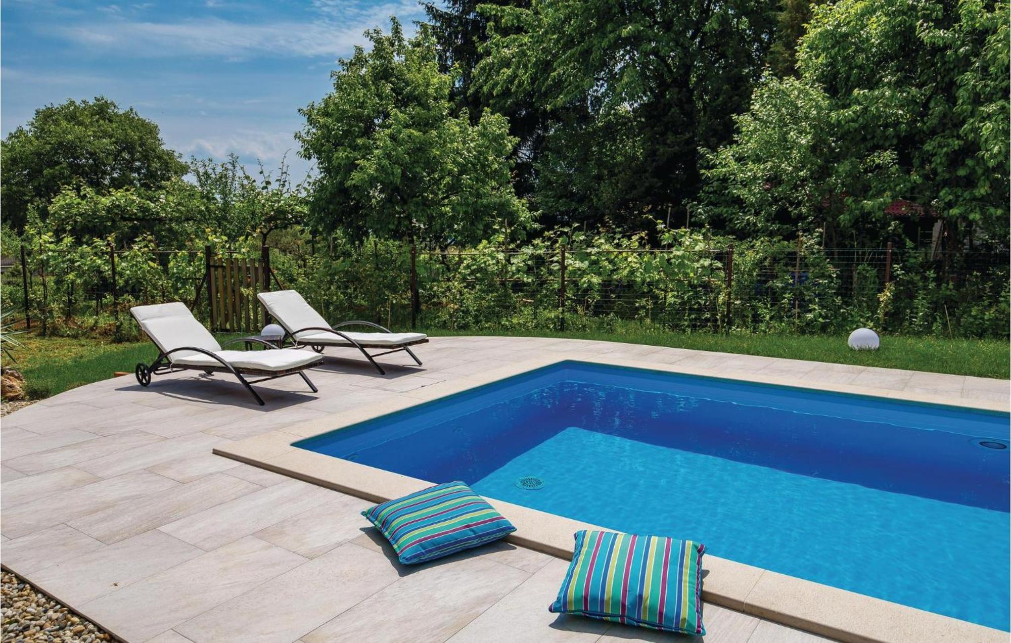 Lovely Home In Matulji With Outdoor Swimming Pool 外观 照片